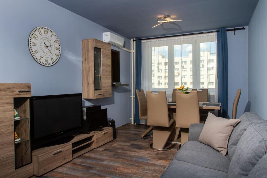 Gery'S Apartman บูดาเปสต์ ภายนอก รูปภาพ